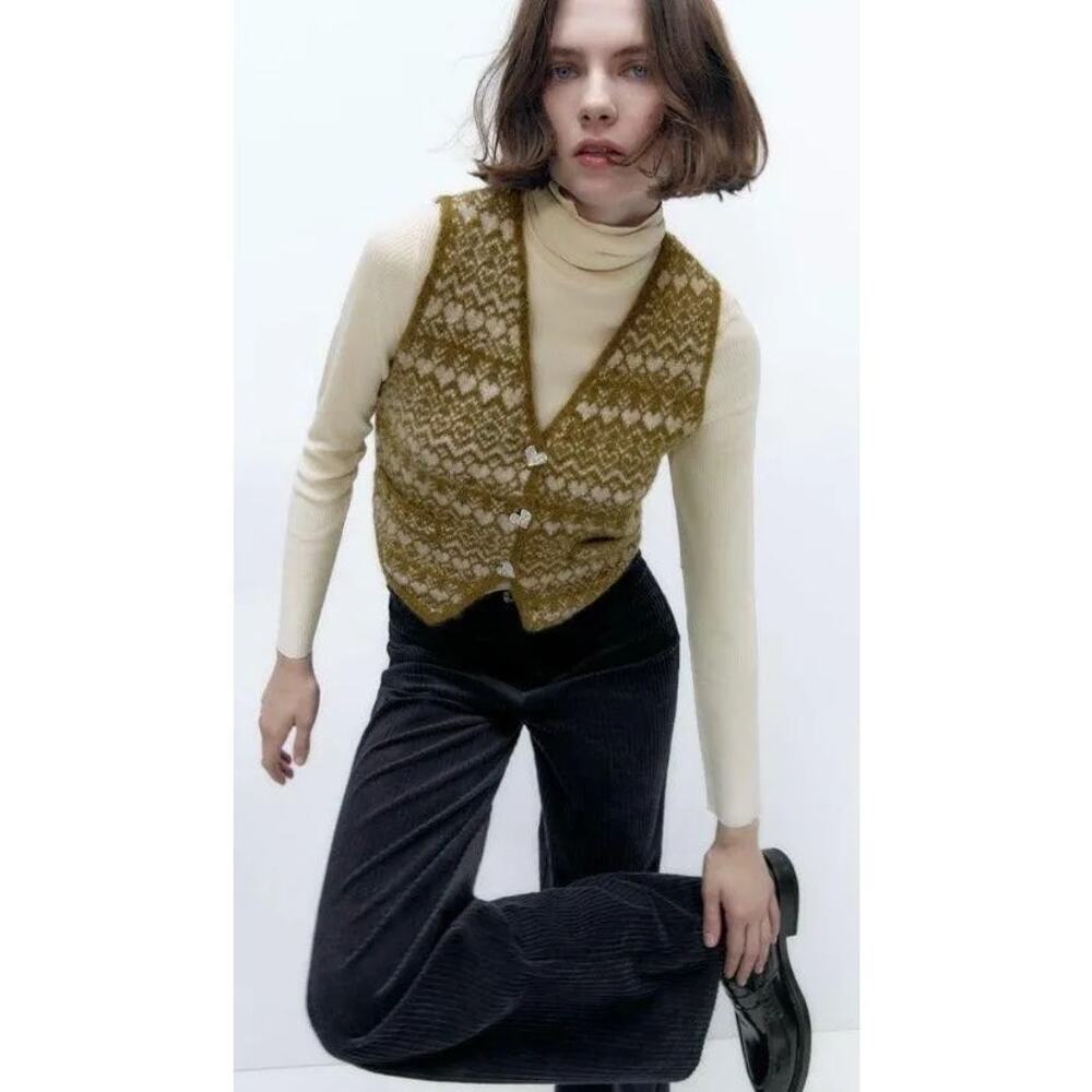 Zara Jacquard Knit Heart Vest